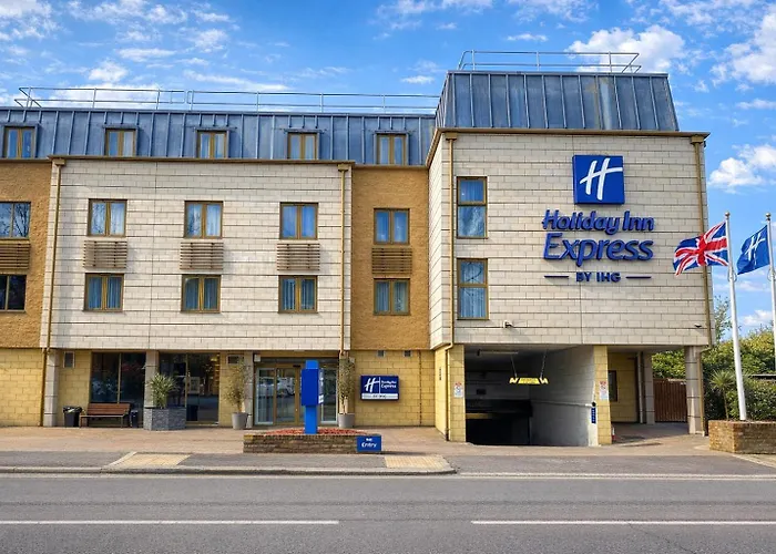 Holiday Inn Express Windsor By Ihg