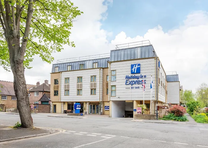 Holiday Inn Express Windsor By Ihg